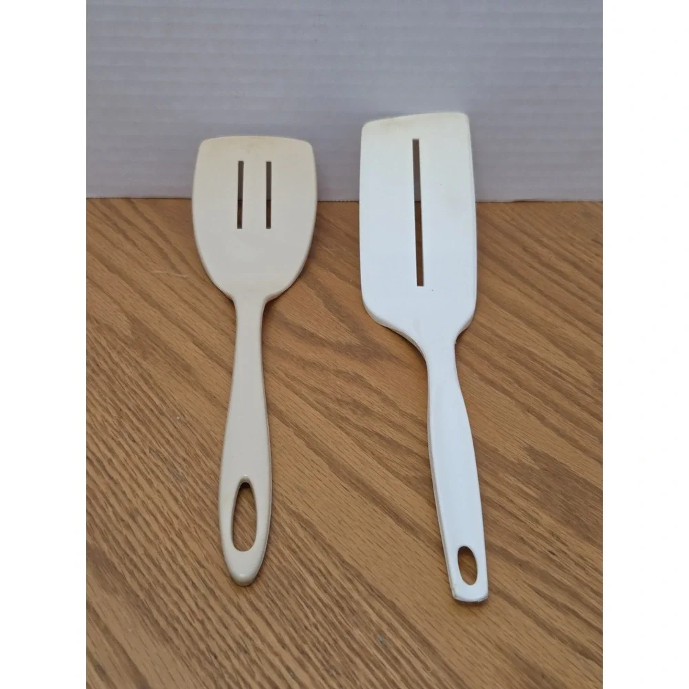 Lot Of 2 Spatulas Vintage Ensar Corp/Foley Nylon 2 Slotted Brown/Ivory USA